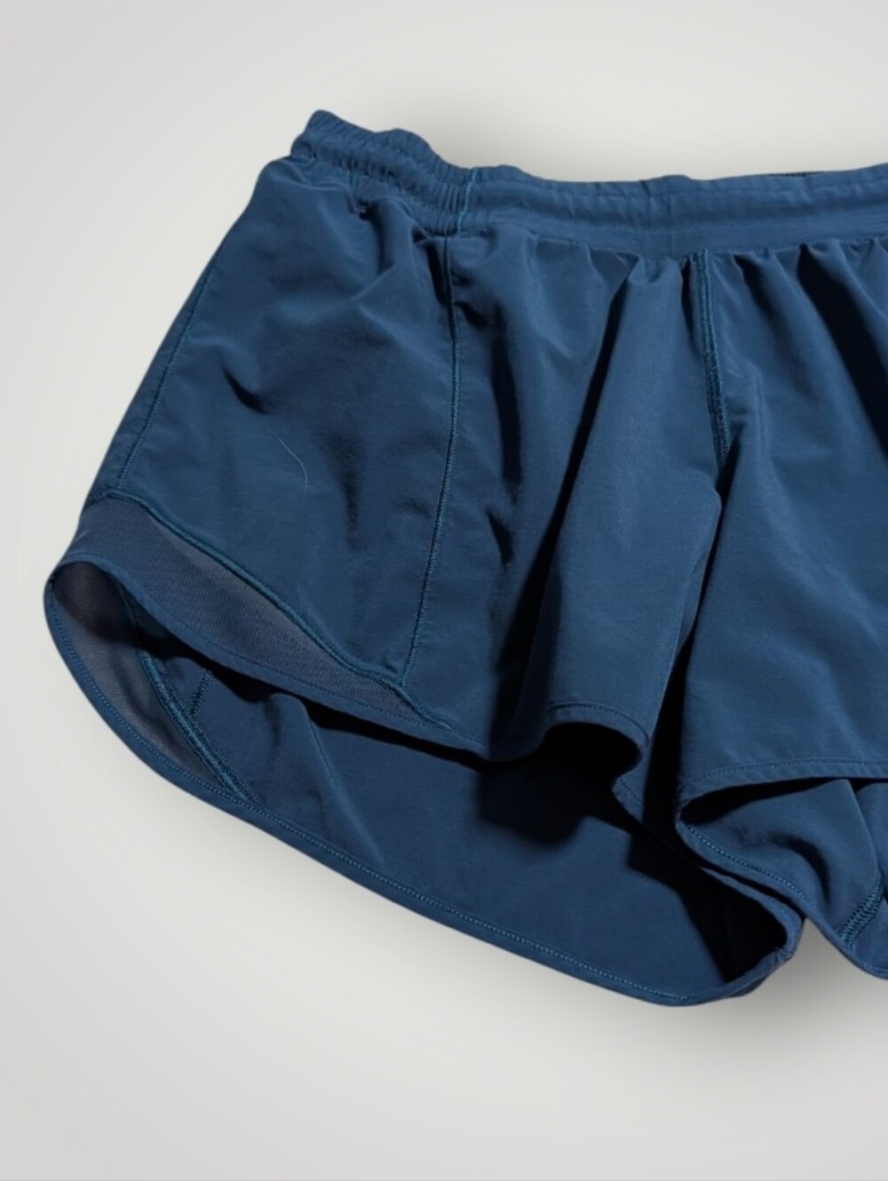 Lululemon Hotty Hot Lined Shorts Il Long - Picture 3 of 13